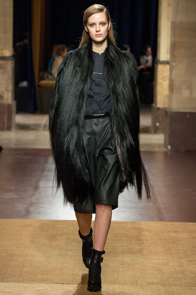 Look 23